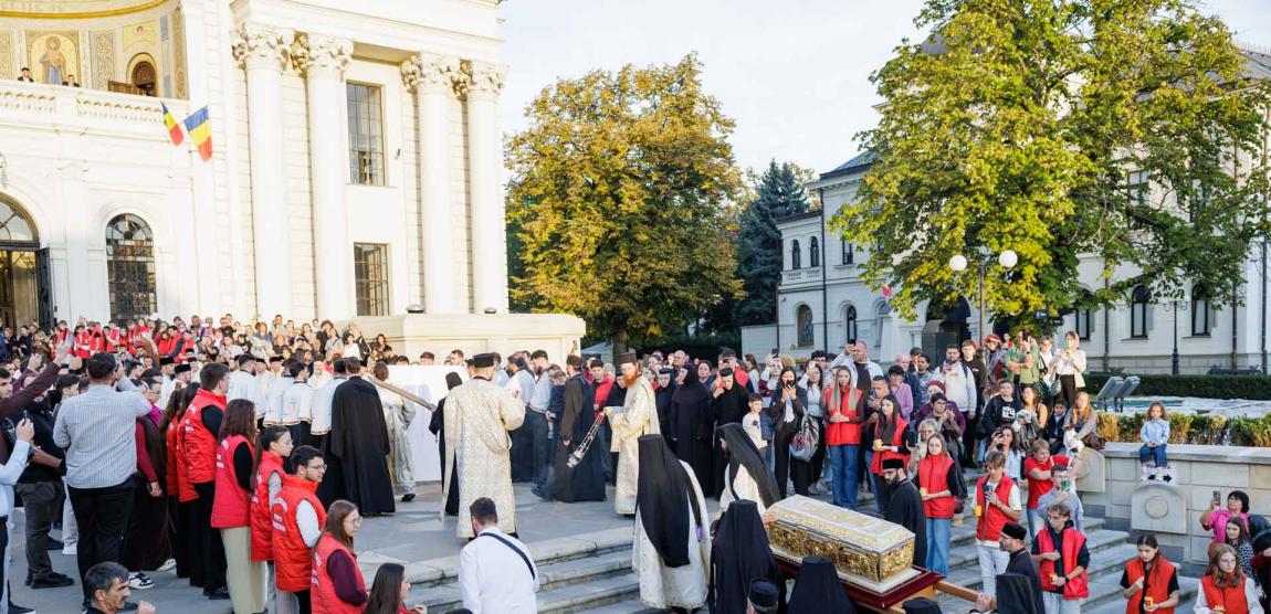 Întâmpinarea cinstitelor moaște ale Sfântului Cuvios Paisie de la Sihăstria