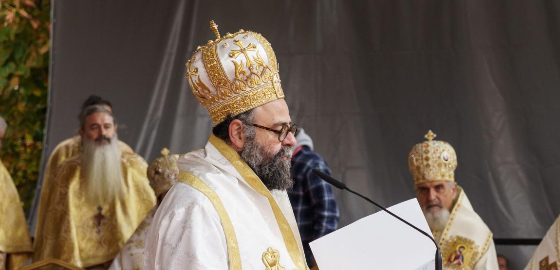 „Sfânta Parascheva ne arată calea golirii de sine, calea smeririi” – IPS Dimitrios