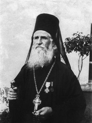 Arhimandritul Antipa Dinescu