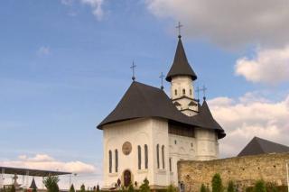 Minunile Maicii Domnului de la Mănăstirea Hadâmbu