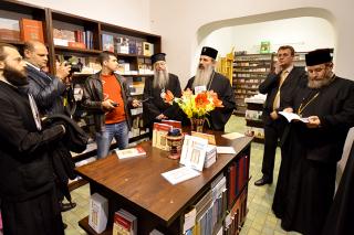 IPS Teofan şi PS Nicodim au binecuvântat dubla lansare de carte la Doxologia: Două volume cu „altfel de predică şi un altfel de sinaxar“