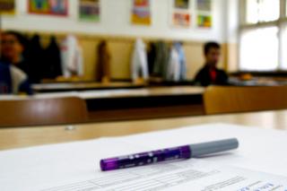 Absolvenţii de gimnaziu susţin examenul la Limba şi literatura română