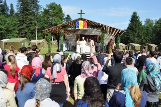 „Să deveniţi stâlpi, lumini şi prelungirea Evangheliei în lumea în care trăiţi“