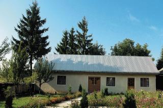 Binecuvântări arhiereşti în protopopiatele Moineşti, Piatra Neamţ şi Paşcani