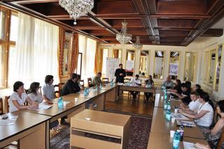 Conferinţă dedicată promovării angajării persoanelor cu dizabilităţi