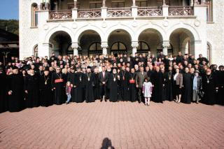 120 de preoţi din Eparhia Romanului şi Bacăului, în conferinţă la Slănic Moldova