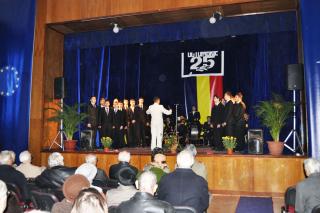 Seminariştii ieşeni au cântat alături de fanfara Garnizoanei Iaşi