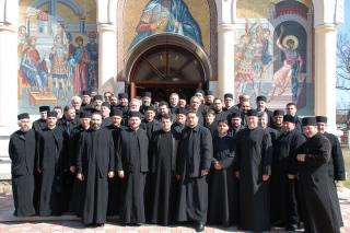 Întruniri preoţeşti în Mitropolia Moldovei şi Bucovinei