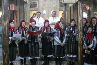 Tradiţii de Paşti în parohia „Naşterea Maicii Domnului“ din Suceava
