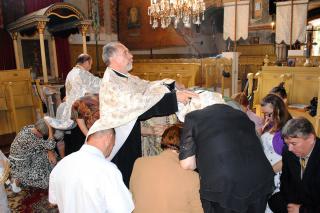 Evangheliile Sfântului Maslu sunt trepte şi căi spre vindecare