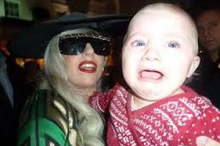 Nici Lady Gaga nu e "născută astfel"