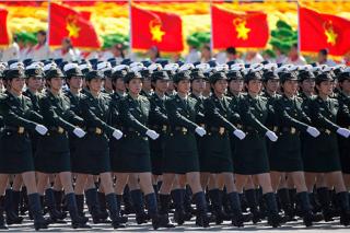 China forţează zeci de preoţi să participe la ore de reeducare socialistă