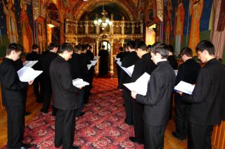 „Eu îi îndemn pe cei de aici să nu se ia după «nebunia» lumii“