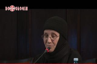 (Video) Maica Siluana Vlad – Trupul omului – potir al Trupului Domnului (răspunsuri la întrebări)