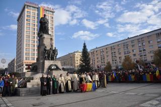 IPS Mitropolit Teofan: "România de astăzi se află în «durerile naşterii» spre normalitate"