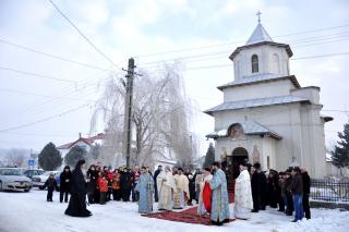 „Dumnezeu nu judecă pe păcătoşi, ci pe cei care nu s-au pocăit de păcatele lor“