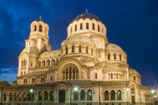 Cei trei candidaţi pentru tronul patriarhal din Bulgaria