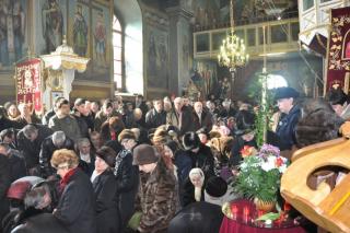 Comuniunea în parohie: „Cel care nu ştie să-l asculte pe aproapele său nu poate să-L audă pe Hristos”