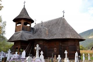 Gingaşa căsuţă a lui Dumnezeu de la Galu