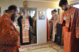"N-am crezut că în această bisericuţă umilă va sluji vreodată Mitropolitul Moldovei şi Bucovinei"