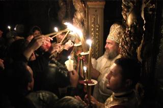 Slujba Învierii Mântuitorului Hristos la Catedrala arhiepiscopală din Roman