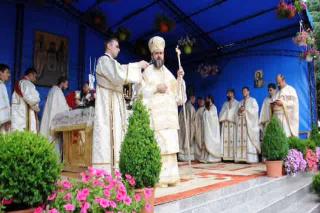 Cuvântul IPS Ciprian la Sărbătoarea Sfinților Apostoli Petru și Pavel – Huși, 2013