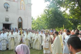 Prezenţă arhierească la hramul parohiei Bereşti, Protopopiatul Sascut