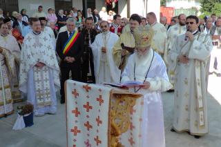 Sfinţirea Bisericii „Înălţarea Domnului“ a Cimitirului Pacea - Nou din Suceava