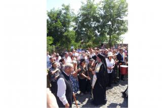Binecuvântare arhierească în localitatea Heltioara-Răzeși