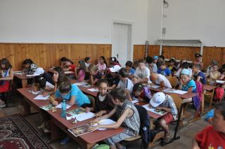 200 de copii în Tabăra "Aripi de înger"