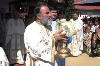Liturghie arhierească la Mănăstirea Berzunţi