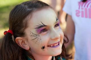 Halloween-ul, transformarea sfinților în vrăjitori