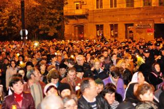 Neştiinţă, neputinţă sau manipulare