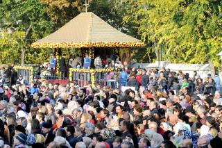 Programul Sărbătorii Sfântului Cuvios Dimitrie cel Nou, ocrotitorul Bucureştilor (24 - 29 octombrie 2013)