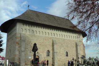 Liturghie arhierească în parohia Volovăţ