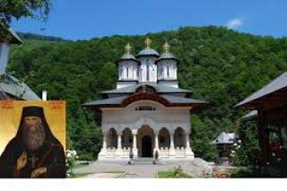 PS Nicodim va participa la hramul mănăstirii gorjene Lainici