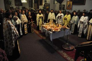 Hram la Biserica Toma Cozma din Iaşi