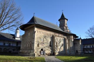 Sfântul Paisie, sărbătorit în ctitoria ştefaniană de la Mănăstirea Neamţ