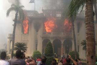 Biserică incendiată la graniţa siriană cu Turcia