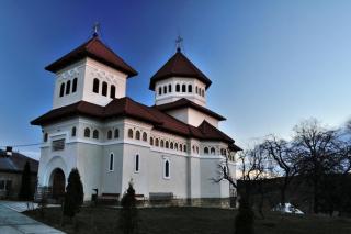 100 de ani de la pictarea bisericii din Scorţeni