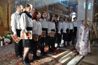 Concert de colinde şi cântece patriotice la Biserica "Sfântul Nectarie"