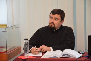 Părintele inspector Cristian-Alexandru Barnea, doctor al Facultăţii de Teologie „Dumitru Stăniloae“ din Iaşi