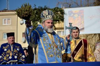 Sfinţirea Apei celei Mari în oraşul Comăneşti