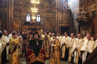 "Sfântul Antipa a arătat că purtarea crucii înseamnă urmarea lui Hristos"
