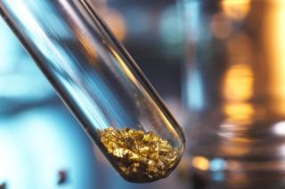 La Cluj se face cercetare cu nanoparticule de aur pentru tratamentul cancerului hepatic
