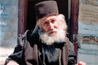 Cât a purtat un călugăr o singură haină