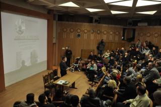 "Clubul Fotografilor este un mod de a descoperi arta fotografică"
