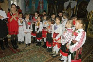 „Tatăl ceresc ne învaţă să ne iubim părinţii“, la Başeu - Hudeşti