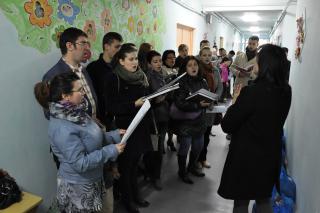 Daruri din partea enoriaşilor Parohiei „Sfântul Nectarie“: Alinare şi binecuvântare pentru persoanele aflate în suferinţă