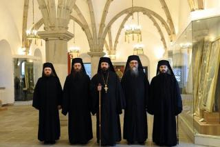 Dragostea şi rugăciunea părintelui îl ocrotesc pe ucenic precum un scut în luptele nevăzute